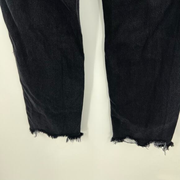 We The Free Women’s Size 25 Black Denim Crop Distressed Jeans Raw Hem Hi-Rise - Picture 3 of 9